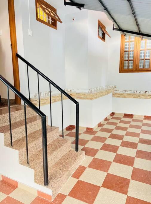 Home At Guruvayur 2 Ac Room,1 Single Bed,Kitchen Esterno foto